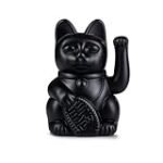 Descubre los Mejores Utensilios de Cocina Asiática: La Magia del Gato de la Suerte Negro en tu Mesa